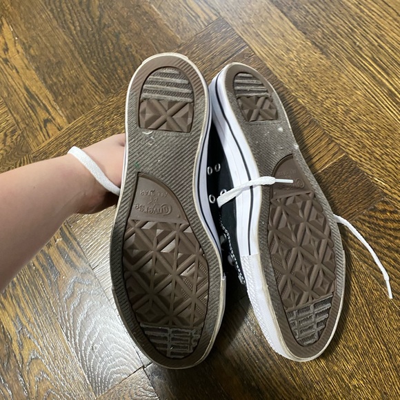 Black high-top Converse Chuck Taylor All Star Sneakers — Unisex — Never Worn - Picture 5 of 5